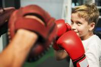 Kinderkickboxen Berlin - mehr als Selbstverteidigung, der Kampfsport sorgt für ein gesundes Selbstbewusstsein und positives Körpergefühl